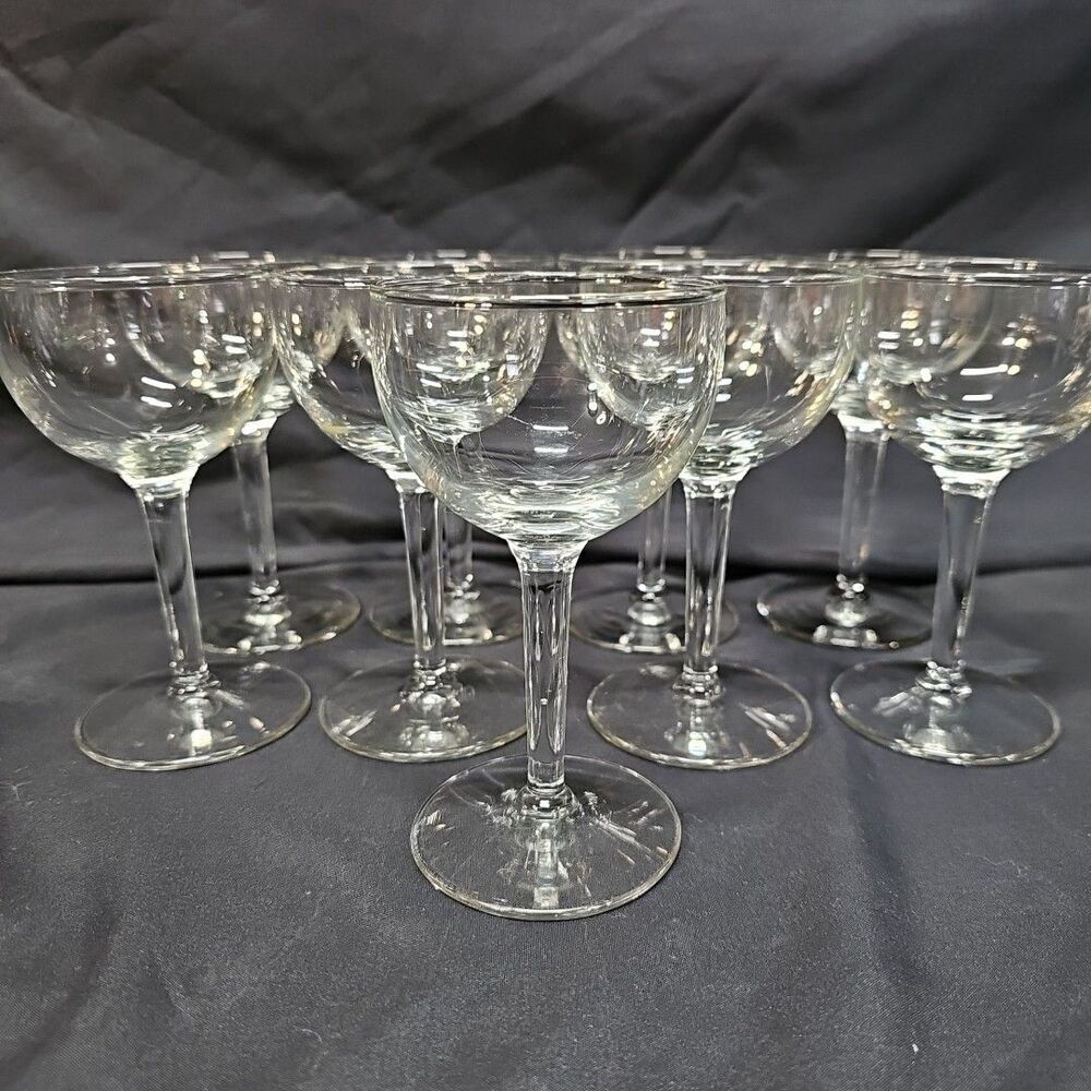 9 Vintage Wine Goblets Glasses 5 Inch Minimalist Look Solid Stems